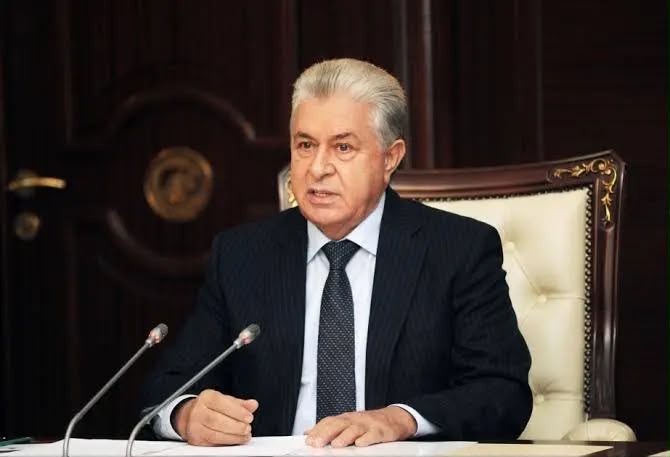 Azərbaycanda deputatla satıcı arasında qarpız üstündə MÜBAHİSƏ: 