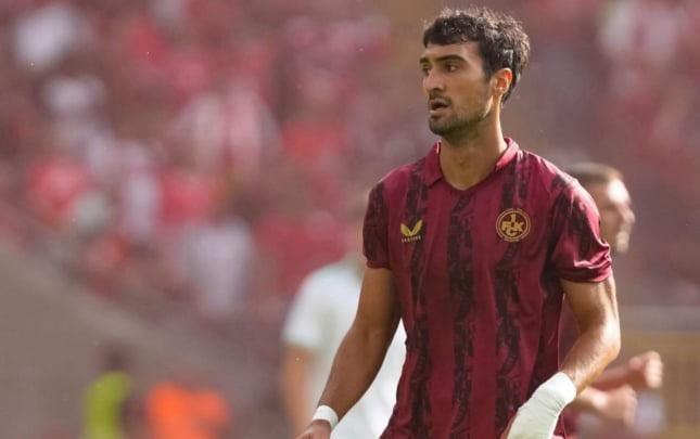 Mahir Emreliyə bu ölkədən təklif var
