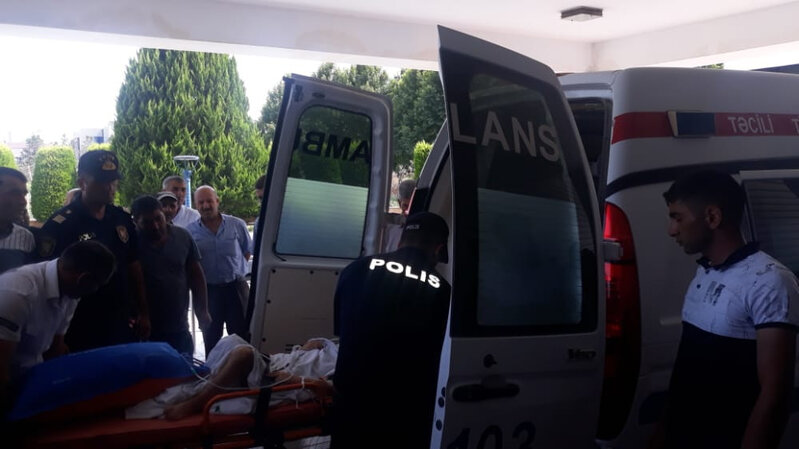 Bərdədə 3 azyaşlı piyadanı maşın vurdu - FOTO