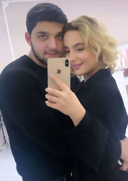 Tanınmış vizajçı həyat yoldaşından boşandı - FOTO