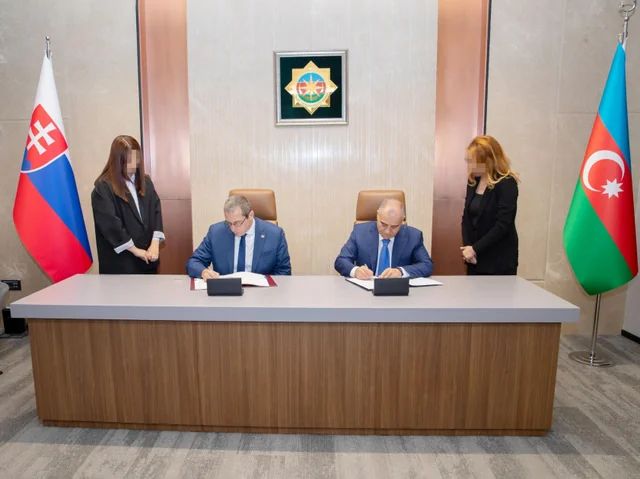 Azərbaycan və Slovakiya arasında saziş imzalanıb - FOTO
