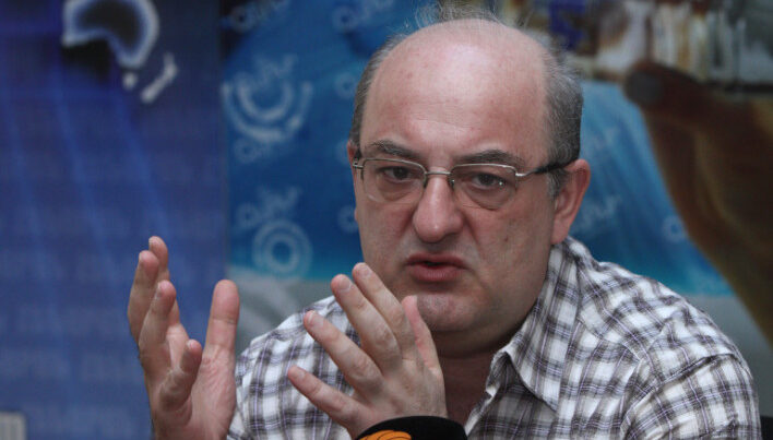 Armen Badalyan: 