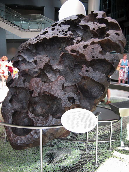 Yerə düşən ən bahalı meteoritlər – Top 9 