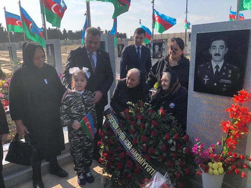 Abşeron rayonunda şəhidlər yad edilir - FOTOLAR