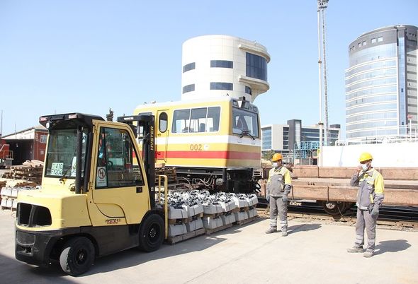 Bakı metrosunda YENİLİK - FOTO