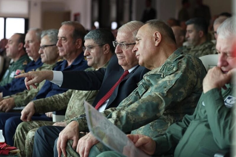 Yaşar Gülər Kərim Vəliyevlə birlikdə 'Atəş sərbəst- 2025' təlimini izləyib