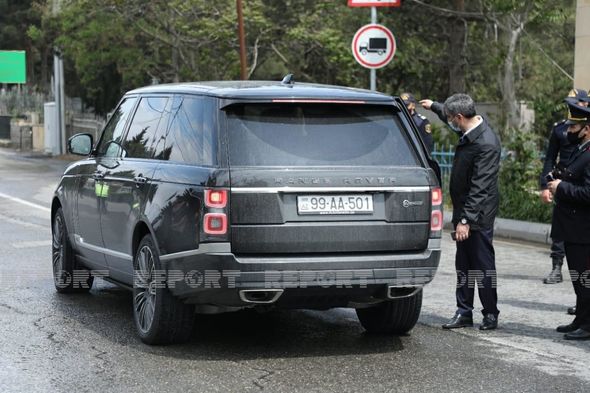 Azad Rəhimov dəfn olundu - YENİLƏNİB+FOTO/VİDEO