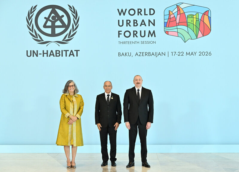 Prezident WUF13-də çıxış edir - Canlı - Fotolar