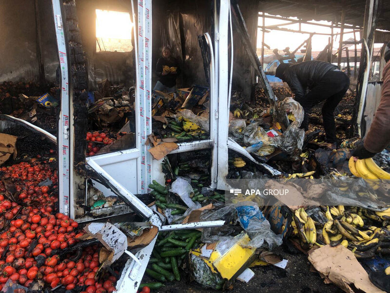 Sumqayıtda Əşya bazarında güclü yanğın - FOTOLAR