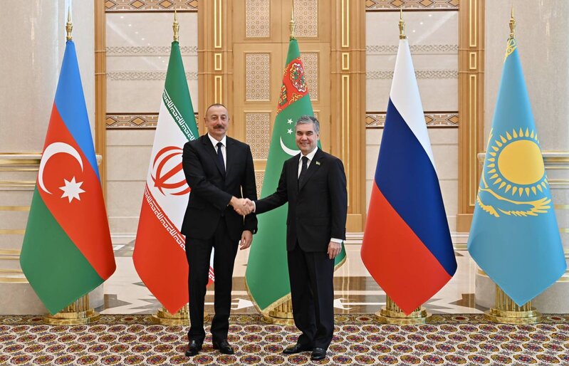 Qurbanqulu Berdiməhəmmədov Prezident İlham Əliyevi təbrik etdi