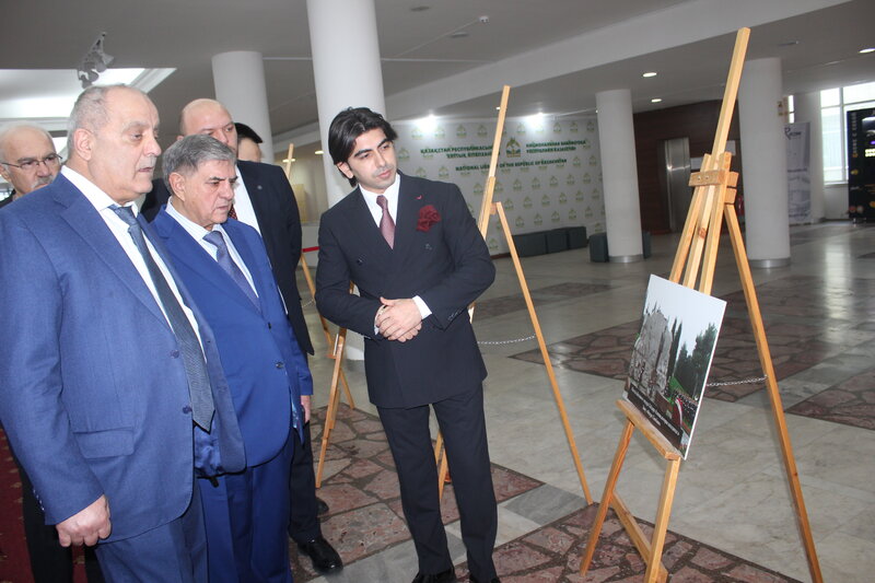 Qazaxıstanda 'Heydər Əliyev və gənclər siyasəti' mövzusunda beynəlxalq konfrans keçirildi - FOTOLAR