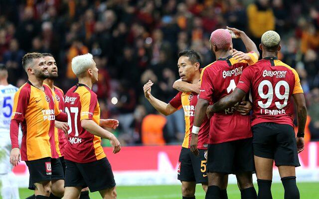 "Qalatasaray" ulduz futbolçu ilə yollarını ayırır