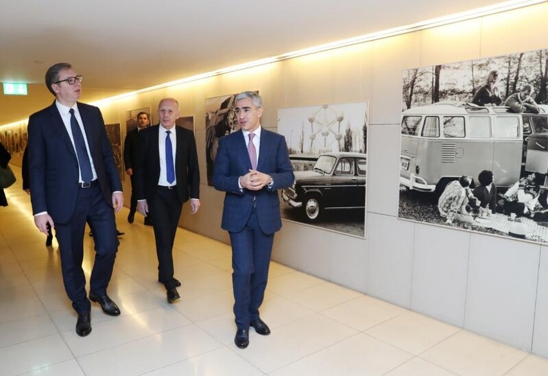 Serbiya Prezidenti Heydər Əliyev Mərkəzi ilə tanış olub - FOTO