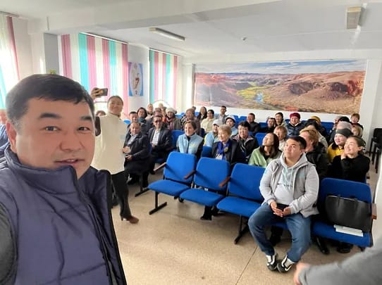 Deputat rusiyayönlü mövqeyinə görə partiyadan QOVULDU