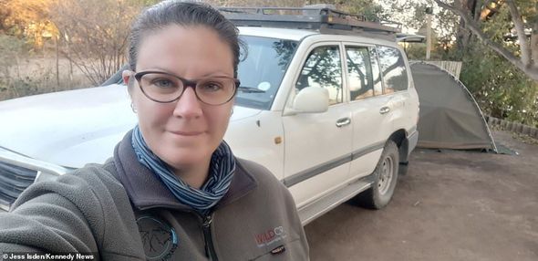 Buynuzlarının arası tor bağlayan antilop görənləri heyrətə gətirdi - FOTO
