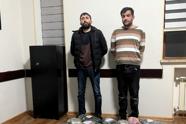 83 kq narkotik vasitəni ölkə ərazisinə keçirməyə çalışan daha bir dəstənin üzvləri saxlanılıblar