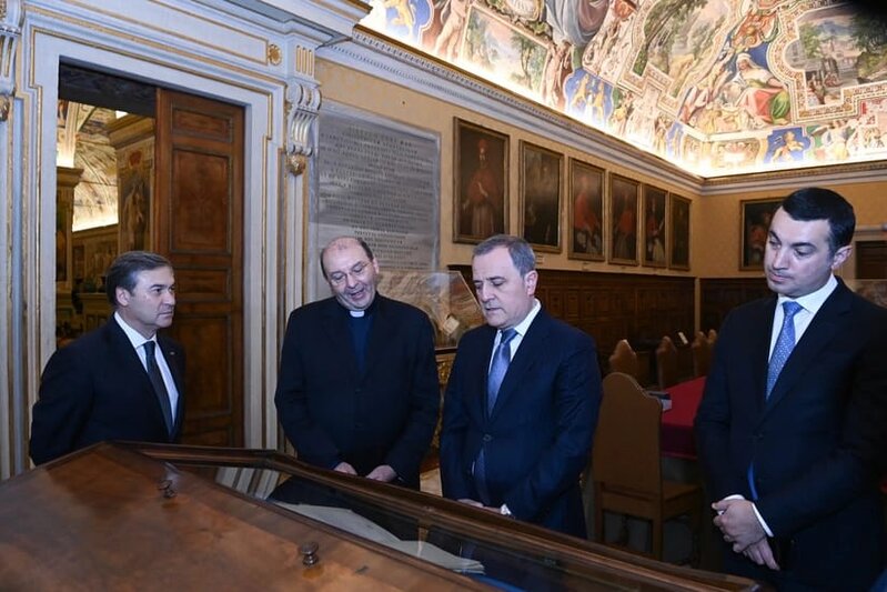 Ceyhun Bayramov Vatikan Apostol Kitabxanasında olub - FOTOLAR