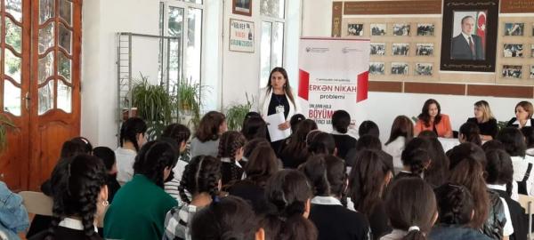 Cəmiyyətin inkişafında erkən nikah problemi' layihəsinin ilk tədbiri baş tutdu - FOTO