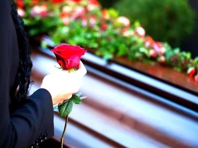 Məşhur aktyor xərçəngdən vəfat etdi - FOTO