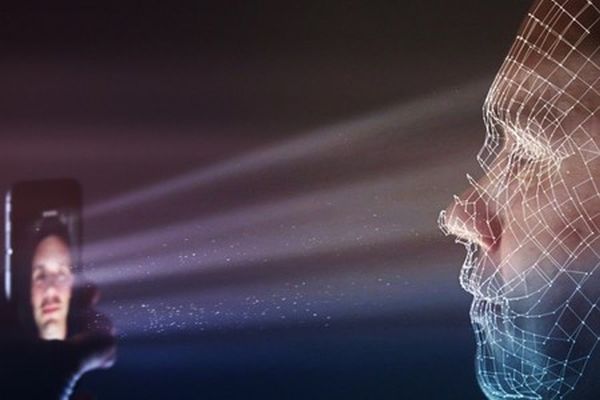 "Face ID" maska altında da sifəti tanımağı öyrənəcək