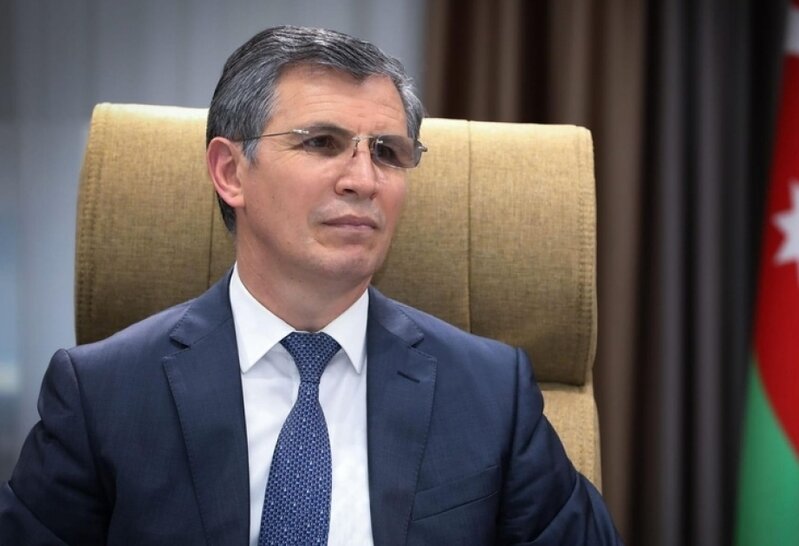 Deputatlar məktəb illərini necə xatırlayır? - 'Müəllim məni döyürdü