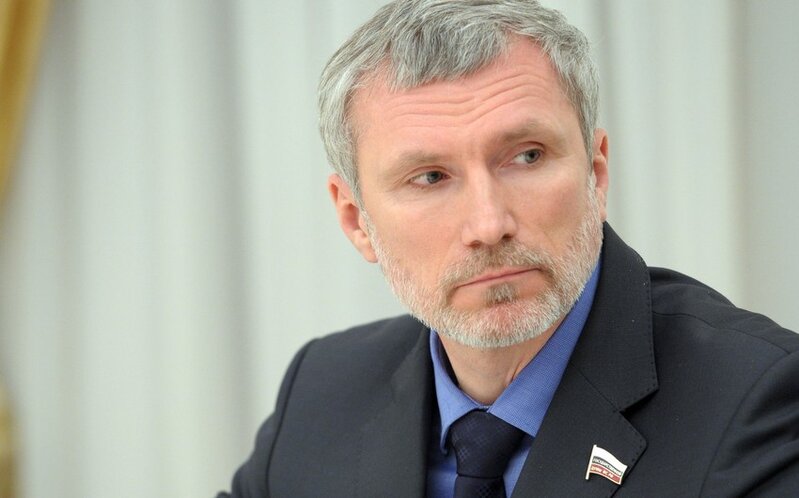 Rusiyalı deputat: "Ermənilərin bir çoxu hələ də Njdenin ideyalarını bölüşür