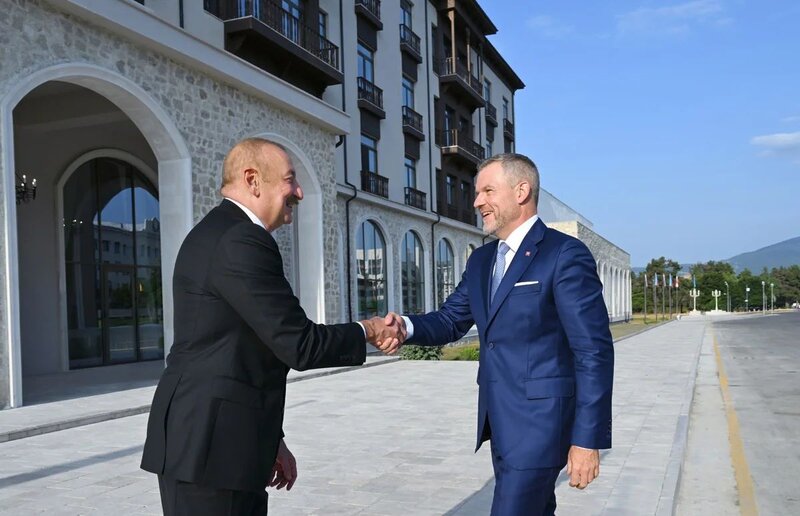 Slovakiya Prezidentinin şərəfinə rəsmi nahar verildi - FOTOLAR
