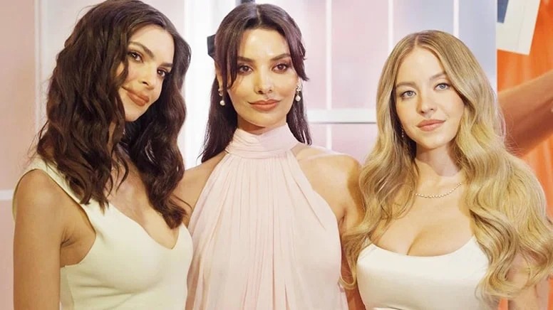 Hazal Filiz Küçükköse dünya ulduzları ilə bir arada - FOTO