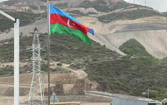 Yeni sərhəd-buraxılış məntəqəsində bayrağımız ucaldıldı - FOTOLAR