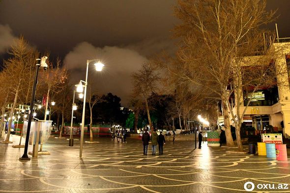 Xüsusi rejim qərarından sonra səssiz Bakı gecəsi - FOTOREPORTAJ