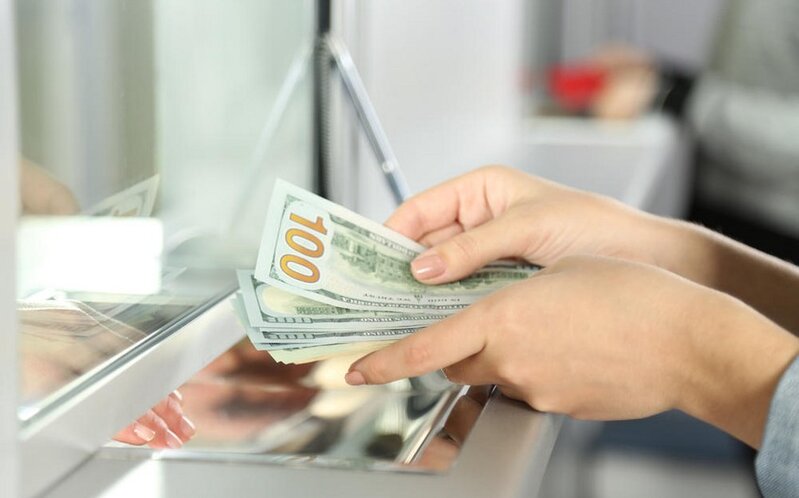 Mərkəzi Bankı ötən ay valyuta bazarından 682 milyon dollar aldı