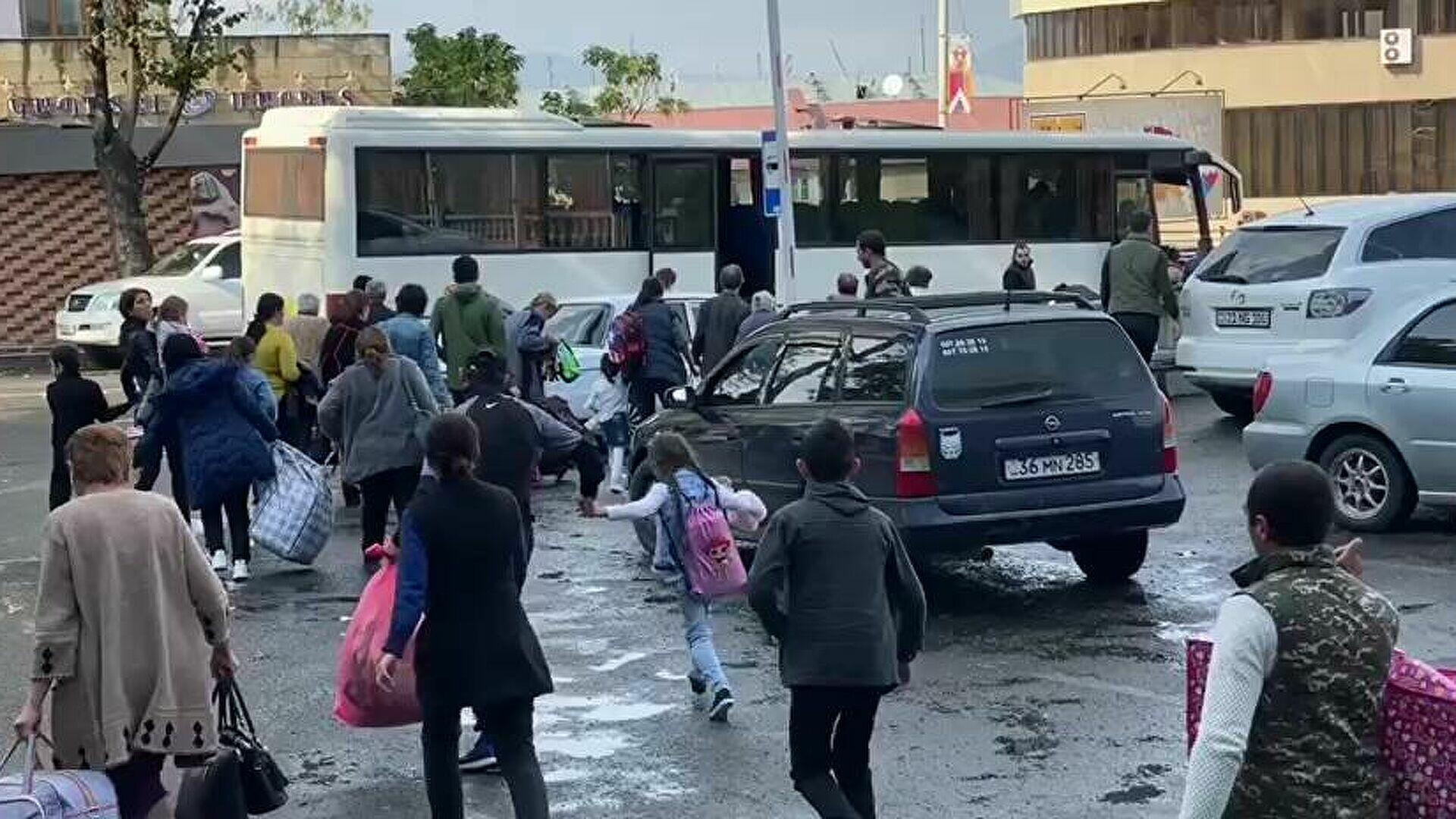 Xankəndi BOŞALDILIR - Yollar bağlandı, qida tükəndi...