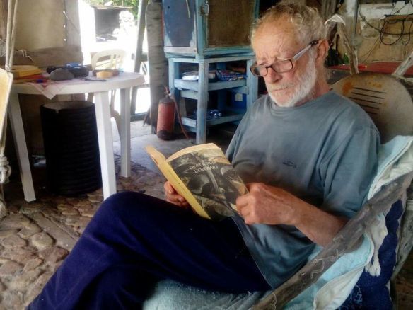 Adada 31 il tənha yaşayan sakini evindən çıxartmaq istəyirlər - FOTO