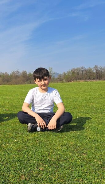 Dostların böyüyür, atan qocalır, təkcə sənin yaşın elə 10 qalır