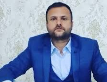 Axundun qaçırdığı 16 yaşlı qızın atası danışdı: 