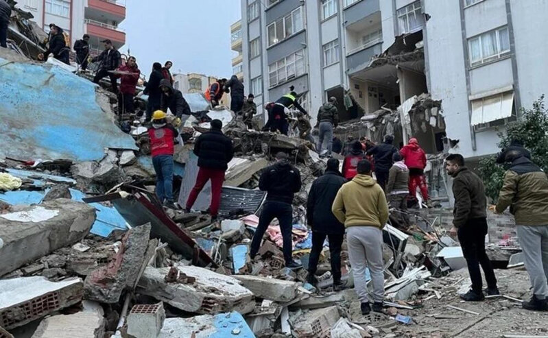 Bir azərbaycanlı hələ də dağıntılar altındadır - Həmin şəxs qadındır