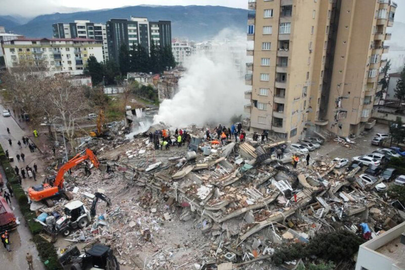 Səfir Malatyada dağıntılar altında qaldığı deyilən 4 azərbaycanlı tələbənin taleyinə aydınlıq gətirib