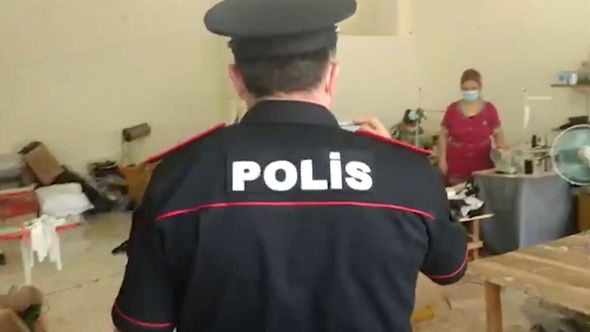 Abşeronda qanunsuz fəaliyyət göstərən dərzi sexləri aşkarlandı, 56 nəfər cərimələndi - FOTO
