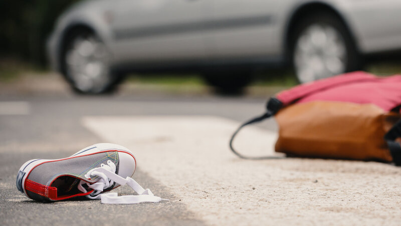 Abşeronda avtomobil qadın piyadanı vuraraq öldürüb