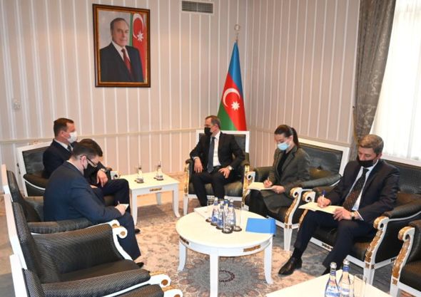 Belarus səfiri etimadnaməsinin surətini Ceyhun Bayramova təqdim edib - FOTO
