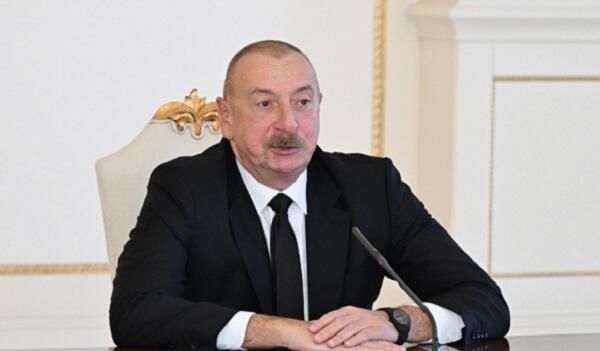 İlham Əliyev Şimali Makedoniya prezidentini təbrik etdi