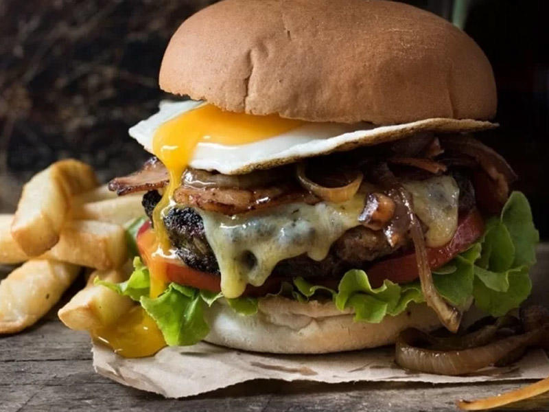 Steyk və burgerlər ömrü qısaldır, xərçəng yaradır – ALİMLƏR