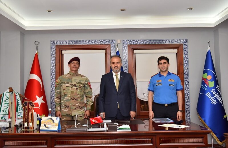 Saxta polkovnik Türkiyədə bu məmuru da aldadıbmış - FOTO/VİDEO