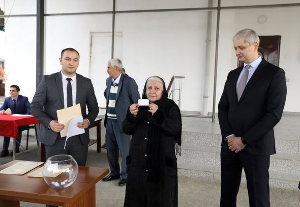 Daha 27 şəhid ailəsi və Qarabağ müharibəsi əlilinə mənzil verildi - FOTO/VİDEO