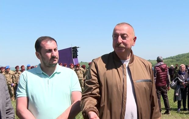 "Xarıbülbül": Tarixə düşən festival – ŞUŞADAN REPORTAJ+FOTO/VİDEO