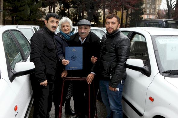 ƏƏSMN Qarabağ müharibəsi əlillərinə 50 avtomobil təqdim etdi - FOTO