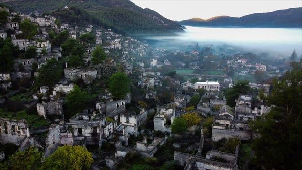 Türkiyədə "xəyal kəndi" - FOTO