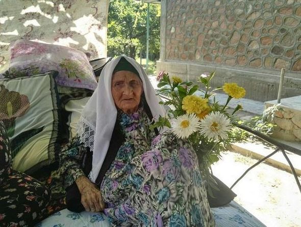 Üç əsri görən dünyanın ən yaşlı qadını ölüb - FOTO