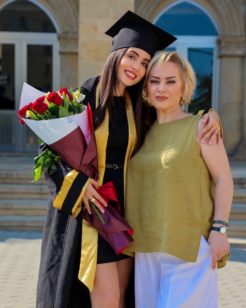 Zarina məzun oldu - FOTOLAR