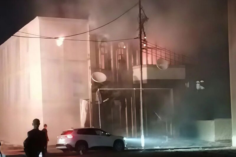 Yasamalda ikimərtəbəli fərdi yaşayış evində yanğın olub